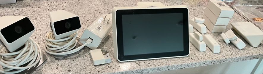 Xfinity Home Security System - 2 Cameras +Touchscreen+9 Sensors