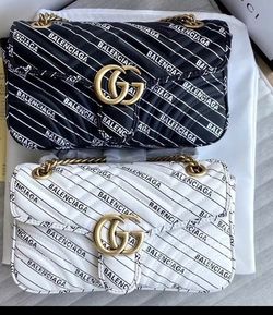 Women’s Leather Purse For sale