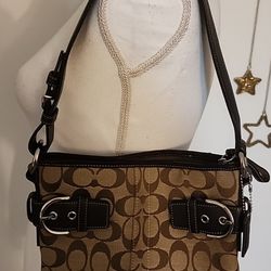 COACH Signature Leather Suede Jacquard 3577 Shoulder Handbag Purse. In excellent pre-owned condition.  Gently used. No stain, rips or damages. 
