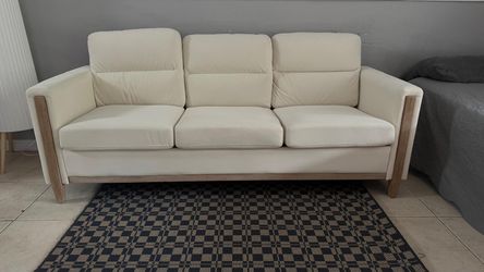 Fancy White Fabric with Wooden Finish