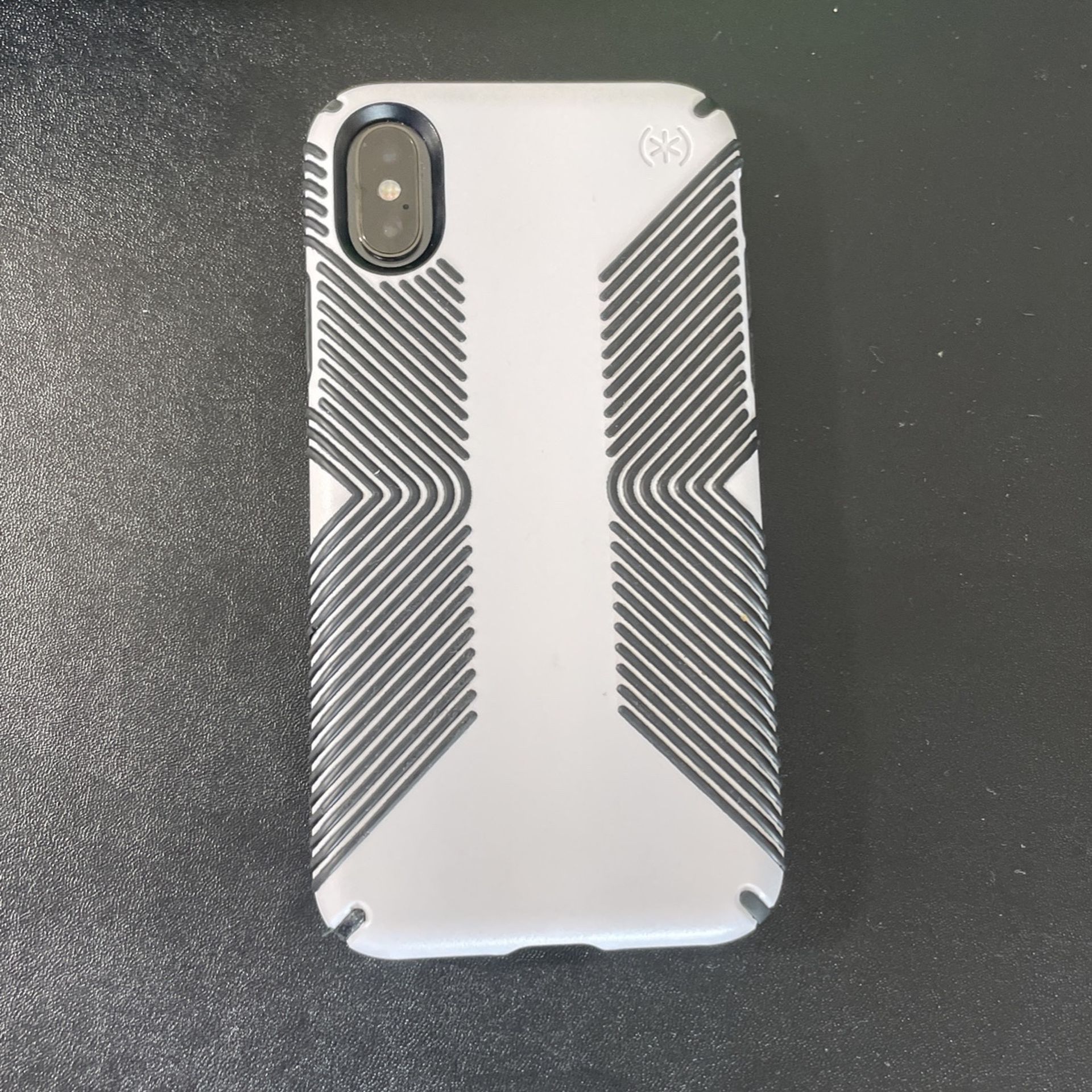iPhone X 256 GB with Free Speck Cover