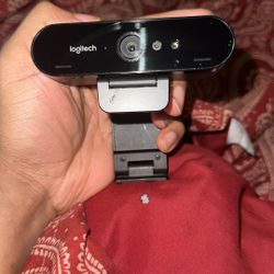 Logitech 1080p Cam W/ USB C Cable 