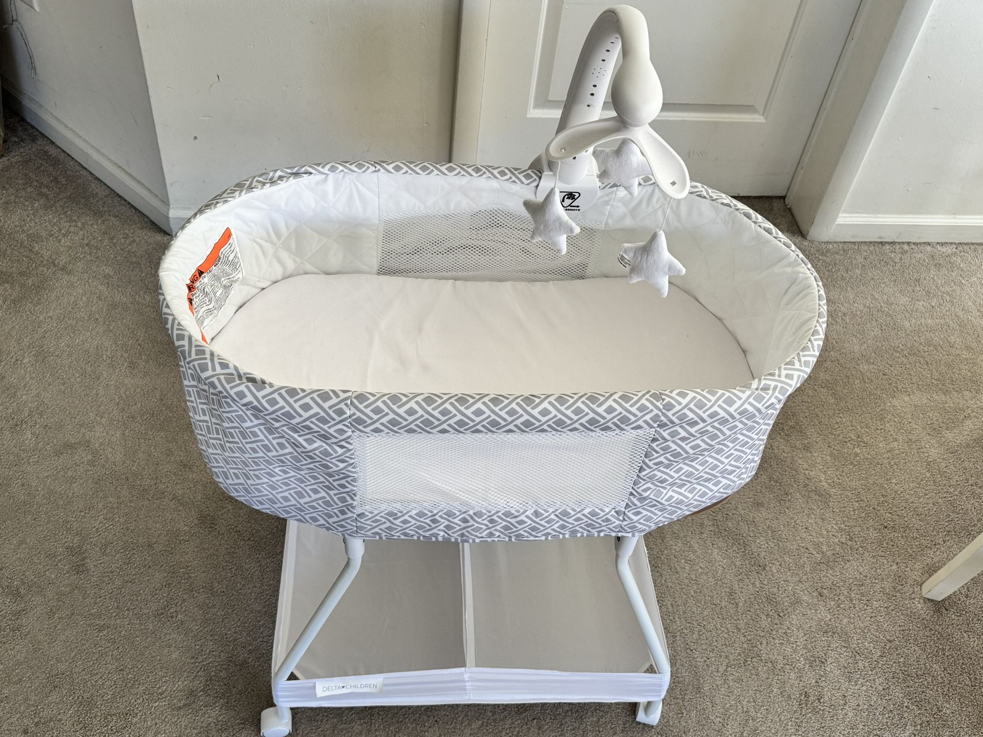 Baby Bassinet From Delta
