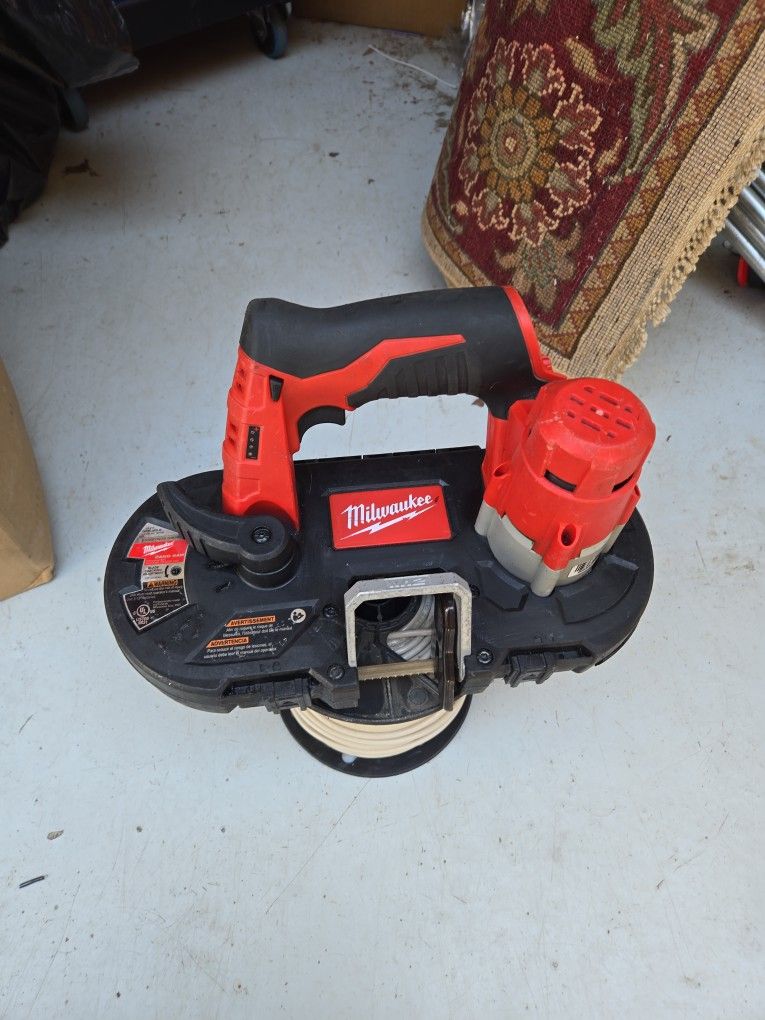 milwaukee band saw sm 12v