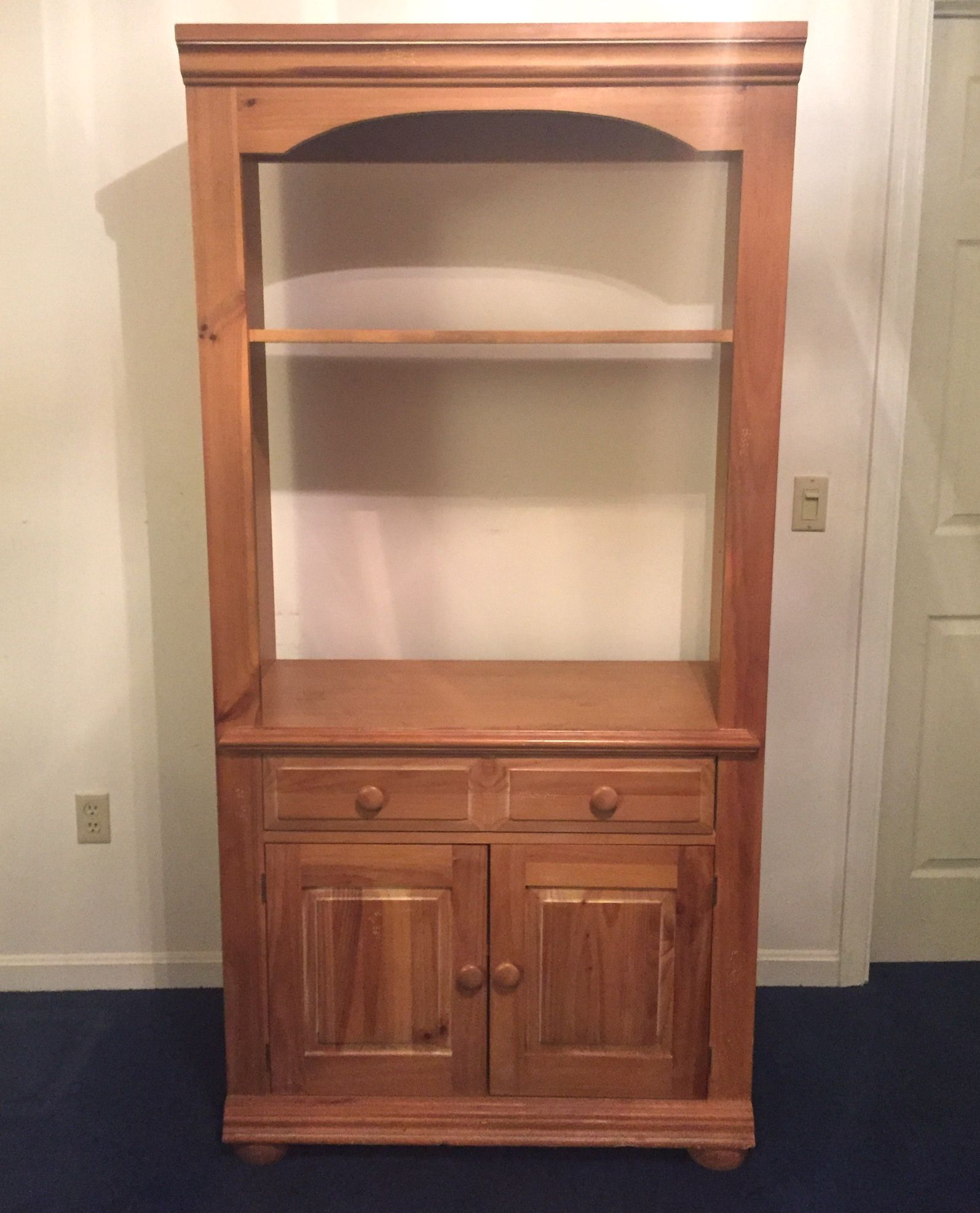 Entertainment Center / Solid Wood Cabinet / TV Stand Cabinet / Gaming Center