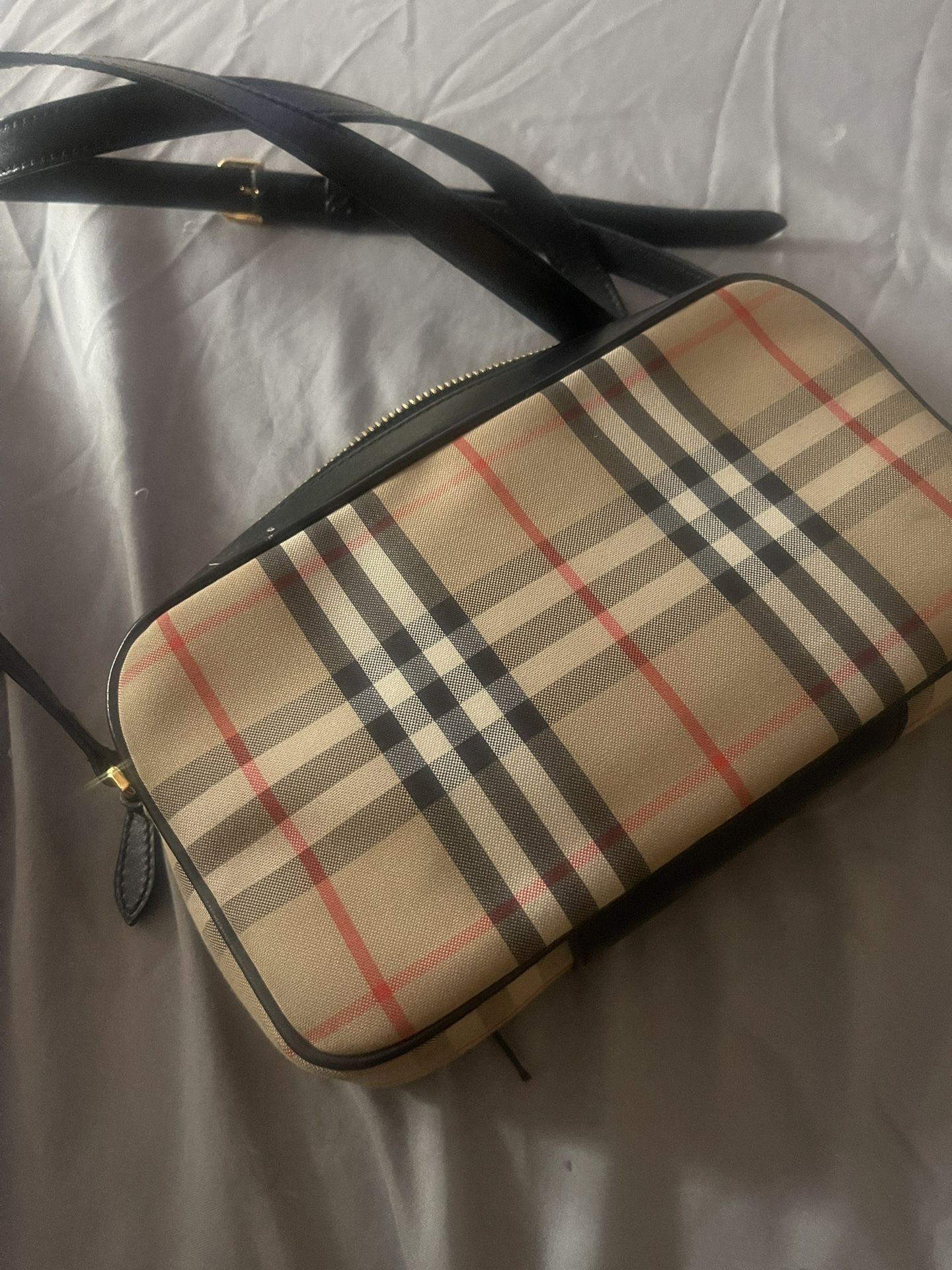 Burberry Purse crossbody bag 