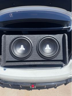 JL Audio subwoofers , two 12 inch subs