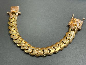 New 10K Solid Yellow Gold Cuban Bracelet  142 grams 8,25 inches 17mm Two-Tone Rose Gold Box Lock