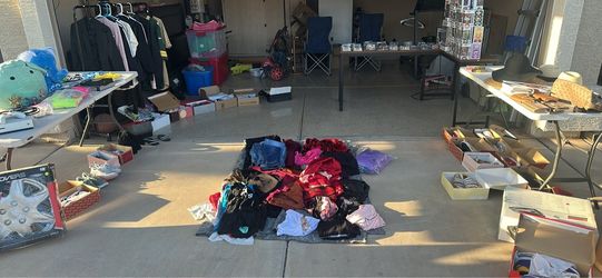 Garage Sell