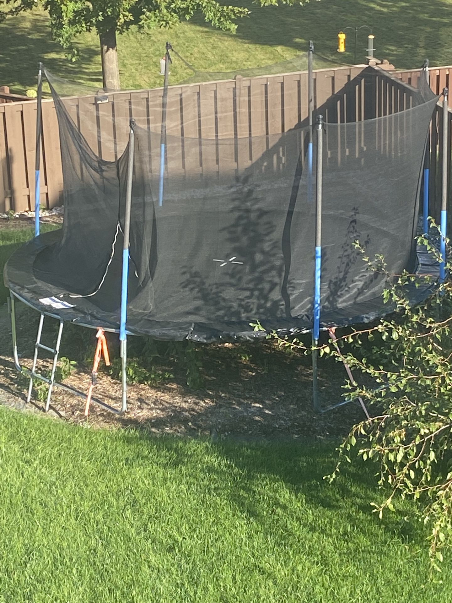 Free 14 Ft Trampoline  Must Be Gone By Friday  Must Disassemble 