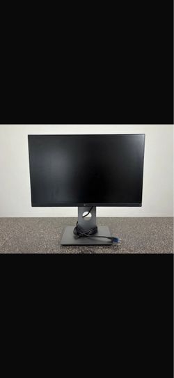 2x Dell 24" Monitors - $90 - Dual Setup