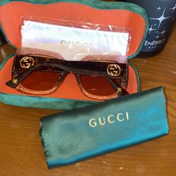 Brand New Authentic Gucci Sunglasses , Comes With Dust Rag And Pouch And Case ! Cyber Monday Sale 