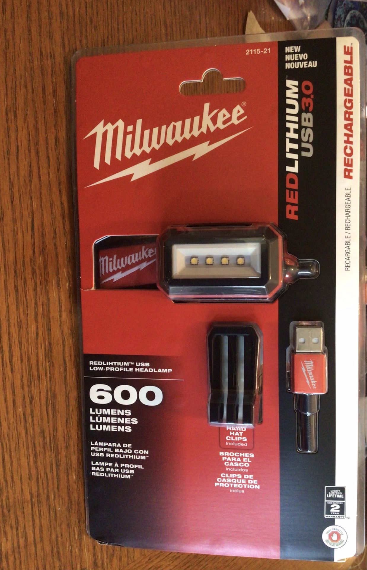 Milwaukee 600 Lumens LED REDLITHIUM USB Low-Profile Hard Hat Headlamp. Brand NEW. NUEVO