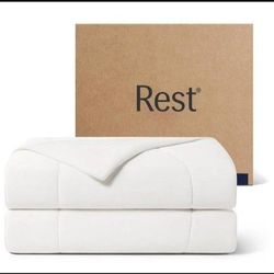 REST® Evercool® Cooling Comforter, Full/Queen, Blanket for Hot Sleepers, All Season Bedding to Keep Cool for Night Sweats, Breathable Lightweight Blan