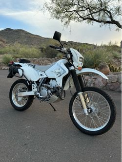 Suzuki drz400