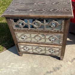 Dresser/Entry Table