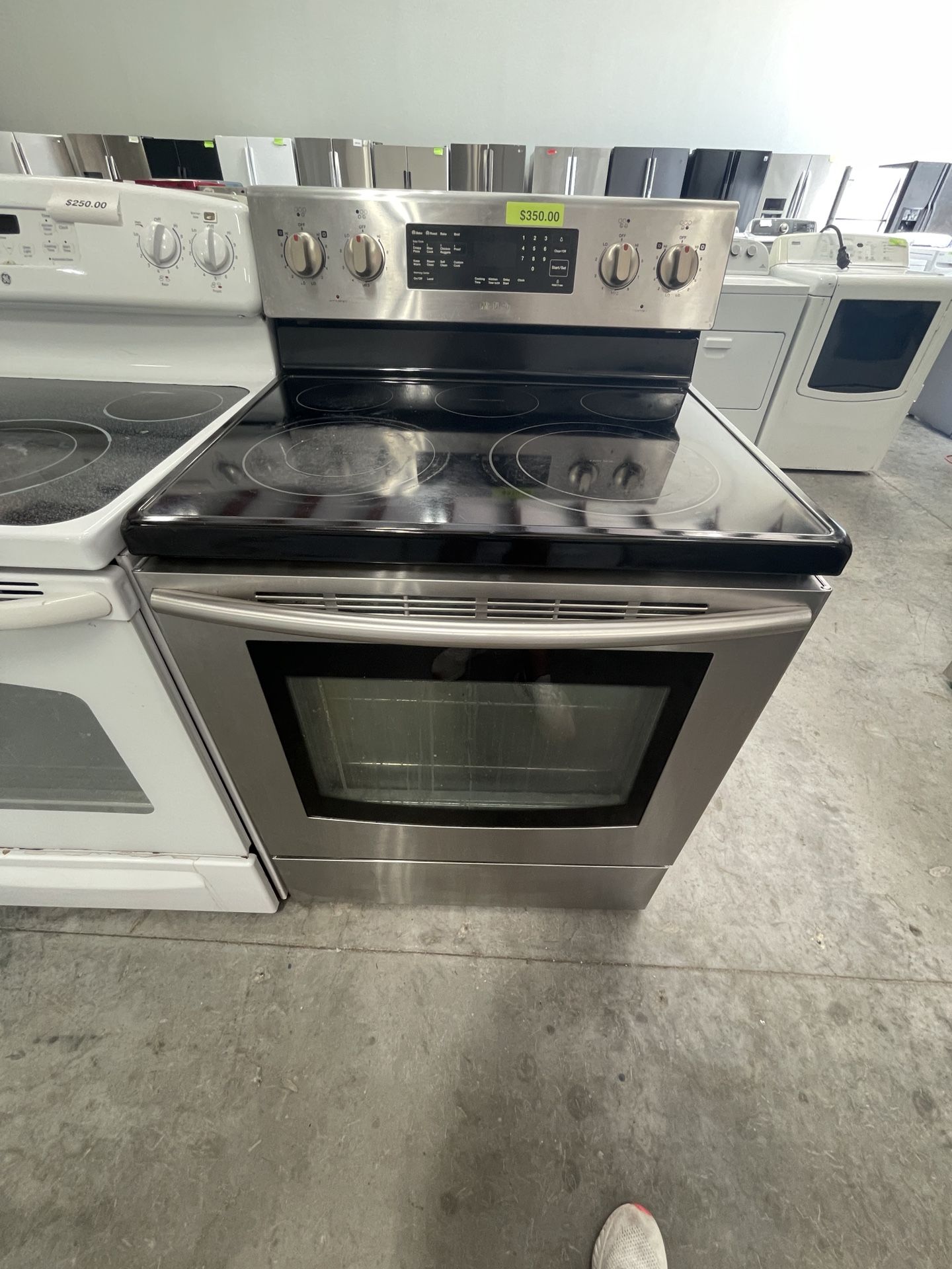 Samsung Electric Stove Stainless Steel Available NOWWWWW