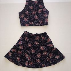 Women’s Hollister Two Piece Top And Skirt S/XS