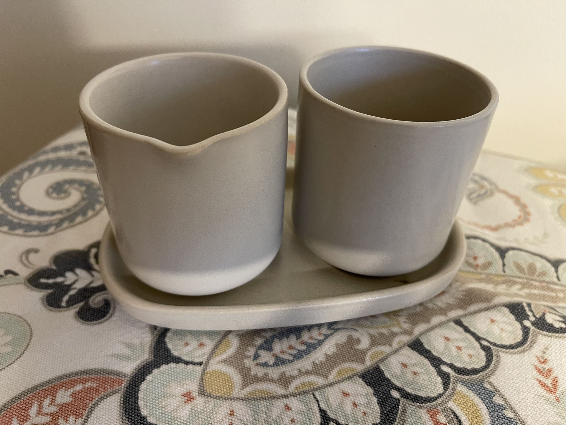 Pottery Barn Mason Stoneware Sugar And Creamer Set