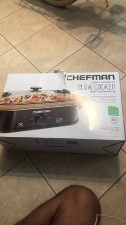 3.5 Qt Casserole Slow Cooker With Locking Lid