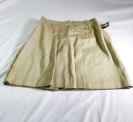 GIRL SKIRT  SKORT SCHOOL WEAR UNIFORM SIZE 18 1/2 COLOR KHAKI.