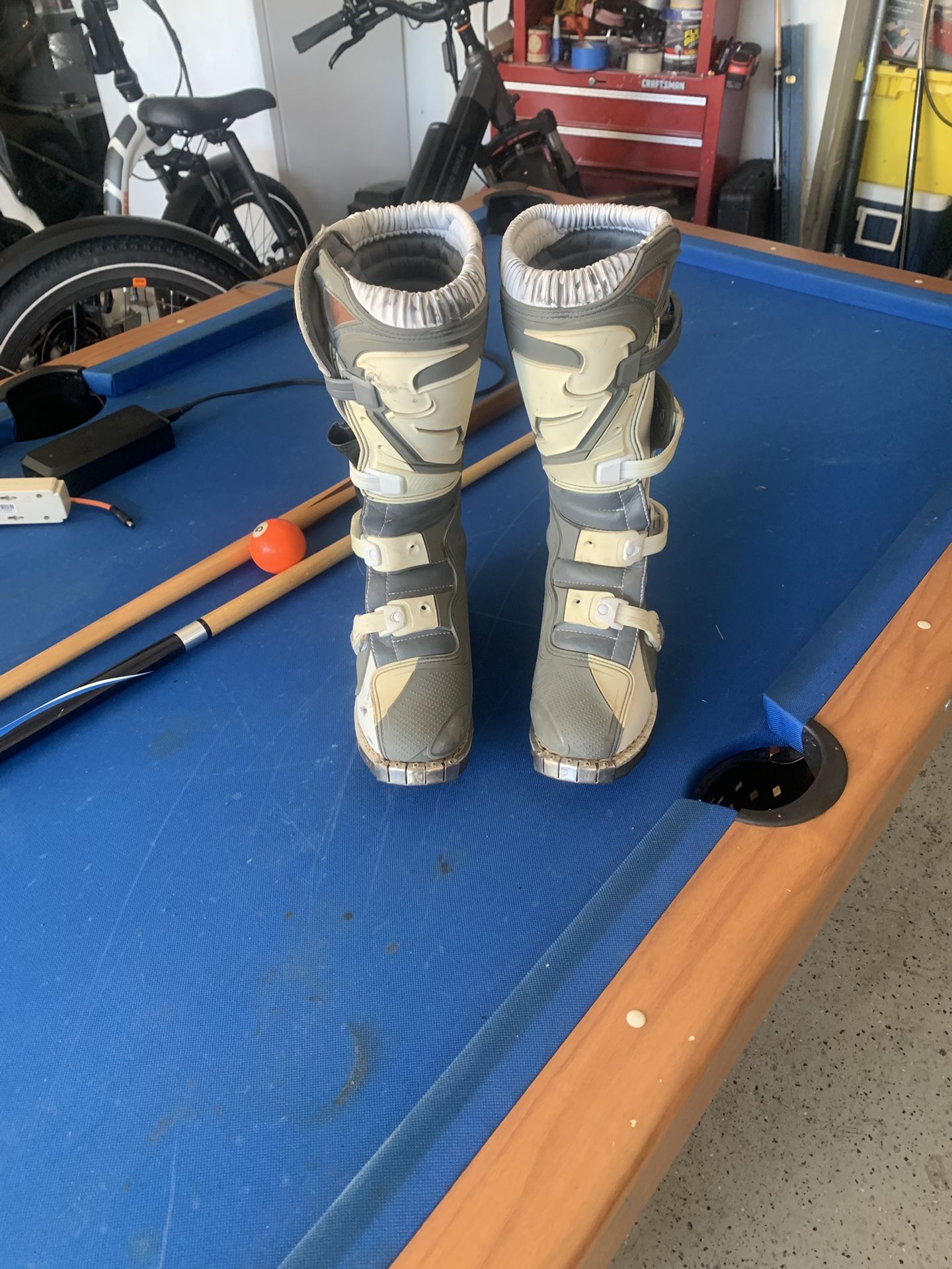 Motorcycle Boots Size 6