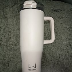 Large Wellness Insulated Mug with Straw (Brand New)