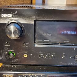 DENON AVR-791 HDMI Home Theater 7.1 Channel Receiver 125W/Ch. Watch Video Demo