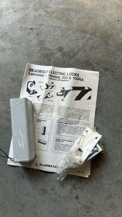 Deadbolt electric locks