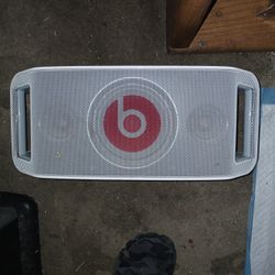 Dre BeatsBox Portable Speaker