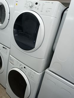 Kenmore HE2 stackable front load washer and dryer set - Free delivery