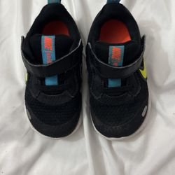 Toddlers Nikes Size Us 5c