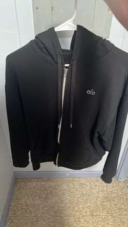 alo zip up hoodie