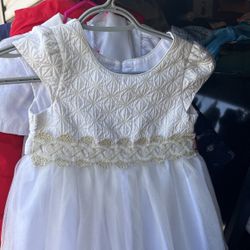 Pretty White Dress Size 6