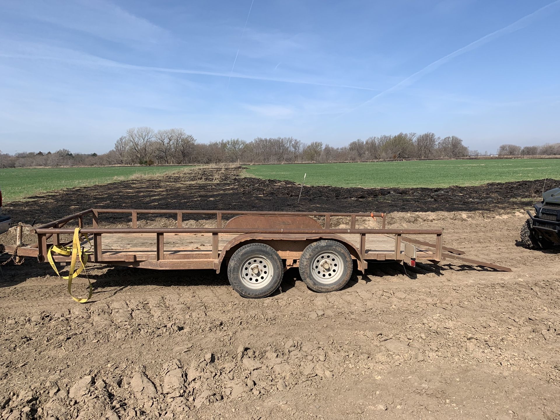 16’ heavy duty trailer