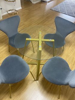Table With 4 Chairs