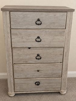 Dresser