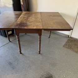 Vintage Table W/ Leafs