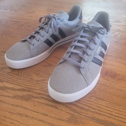 Adidas Men's Size 13 Athletic Shoes