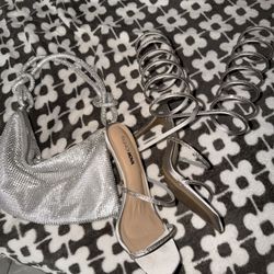Heels And Purse Silver Rhinestone $20