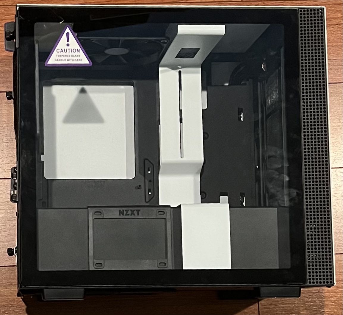 NZXT H210i | Mini-ITX | PC Gaming Case