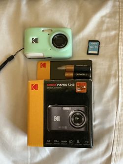 Kodak PIXPRO FZ45 Digicam Bundle