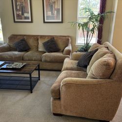 Matching Couch & Love Seat