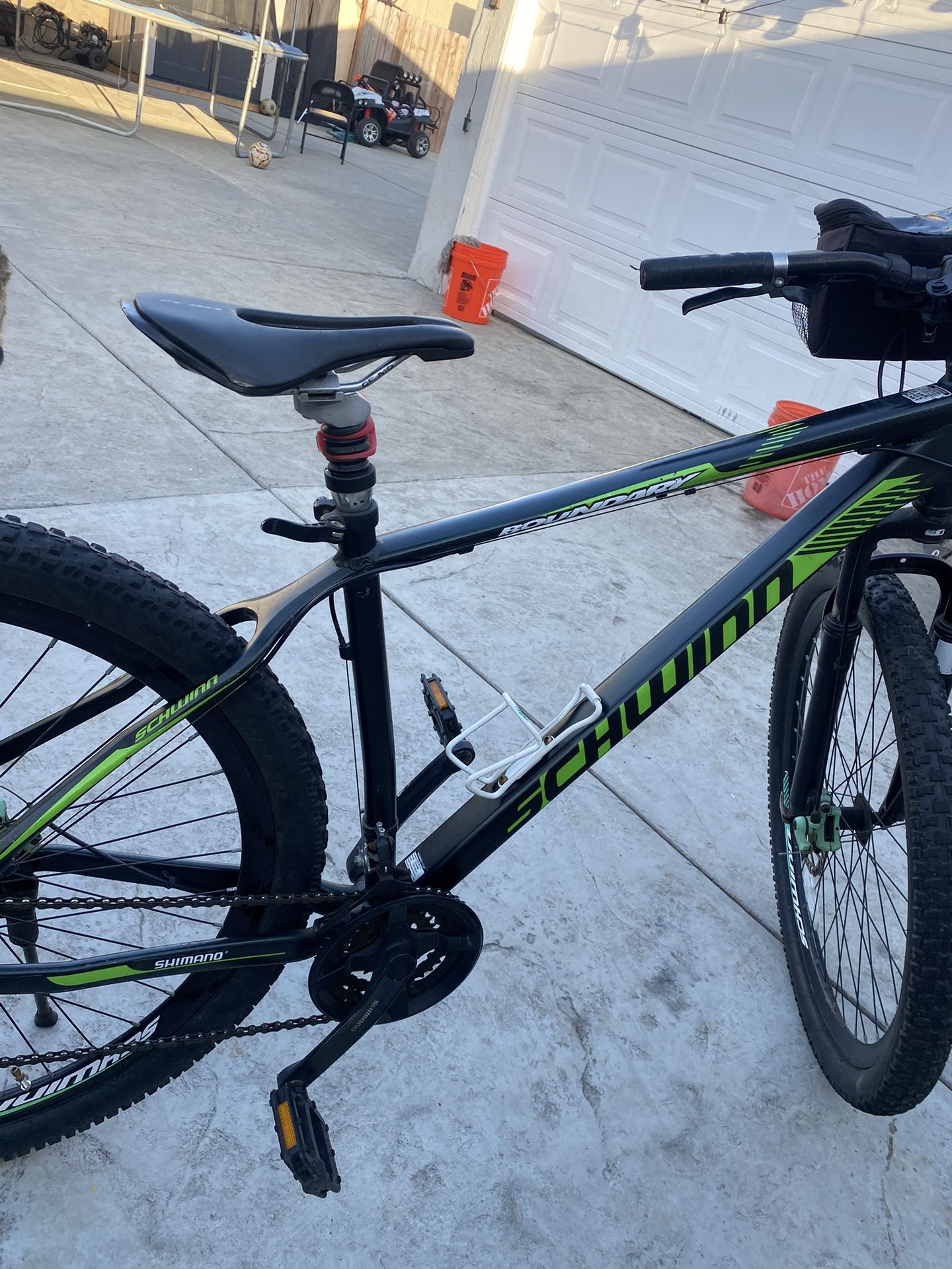 29 Inch Schwinn Boundary Electric Mountain Bike ETG 29