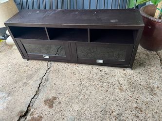 Tv stand