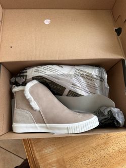 BRAND NEW Timberland women’s boots