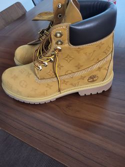 Louis Vuitton Timberland boots size 10