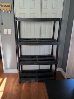 Sturdy Plastic Shelves Muscle Rack