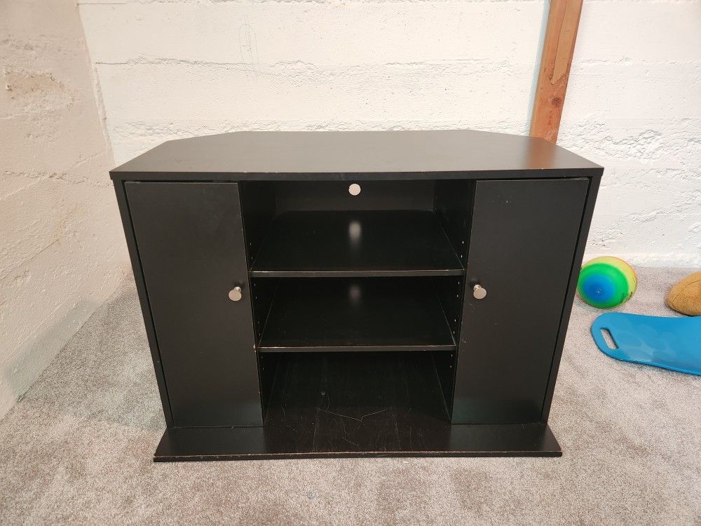 Media Center / TV Stand