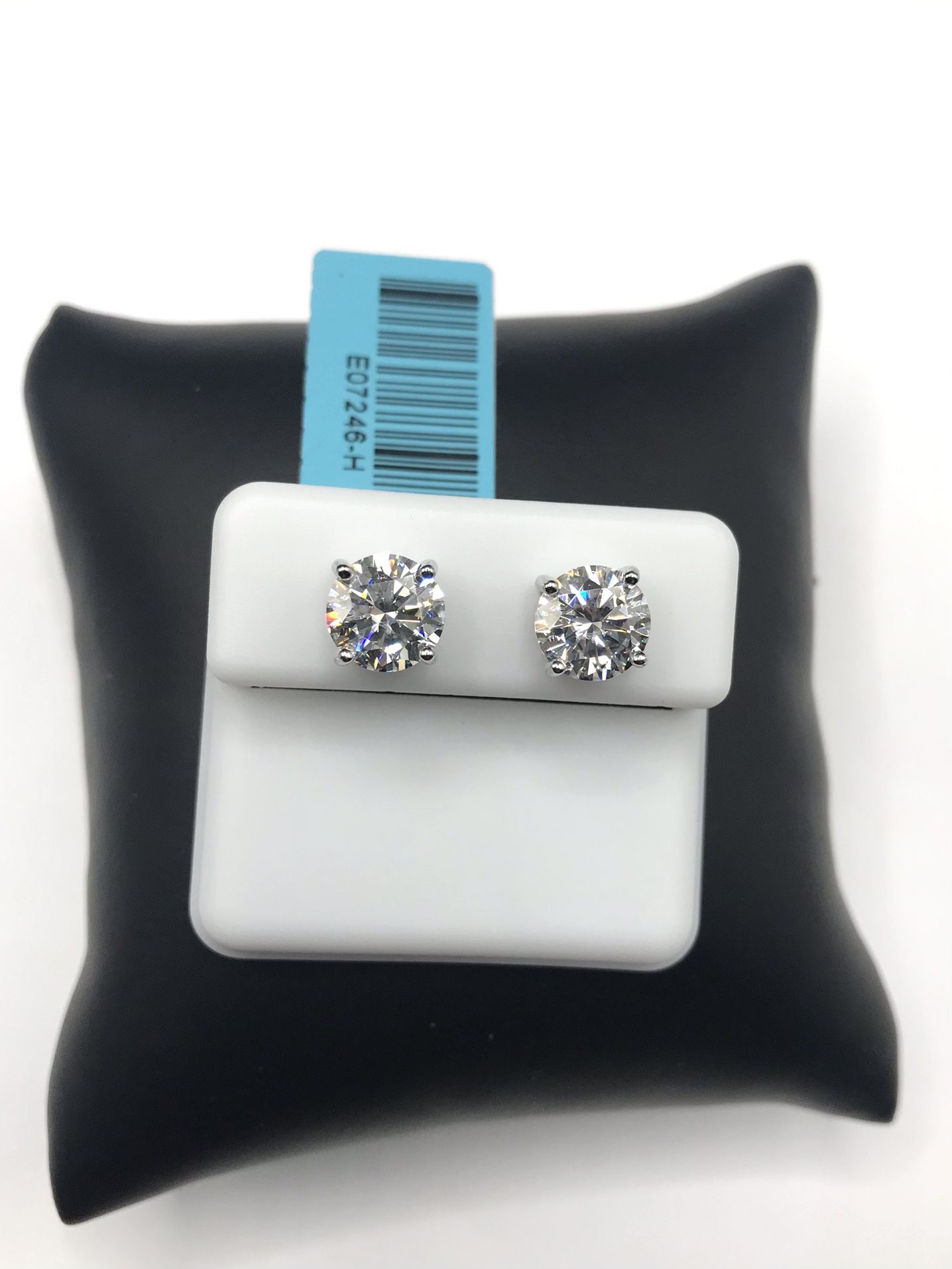 925 Sterling Silver 4.00CT MOISSANITE Screw Back Stud Unisex Earrings